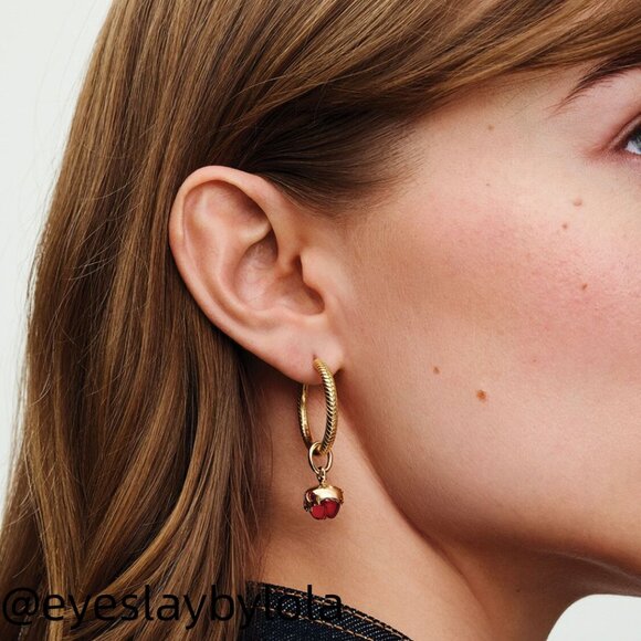 Pandora Disney Villains Evil Queen Apple Dangle Charm - Picture 2 of 5